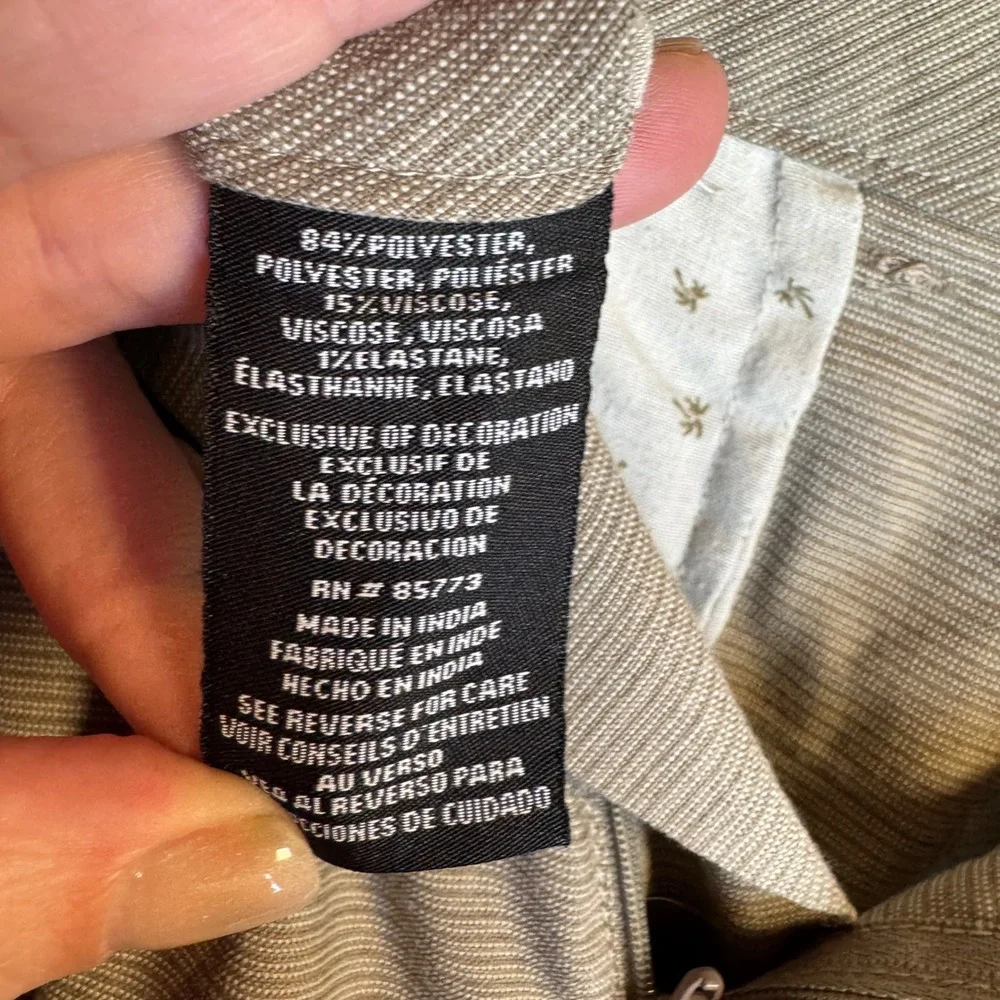 O'Neill Gray‎ Casual Chino Shorts Men's Size 32 Inseam 9.5 Walking Everyday